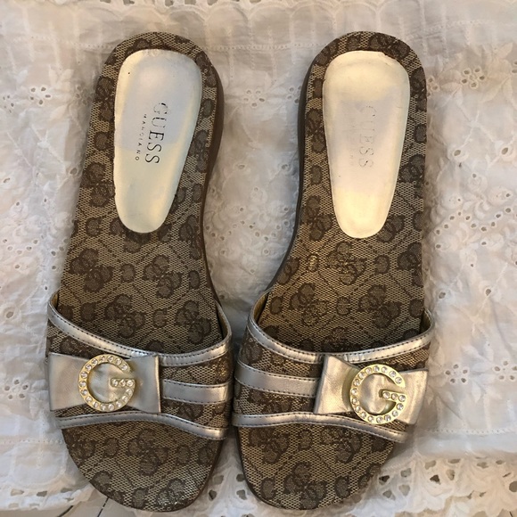 Guess Slides - Picture 4 of 4